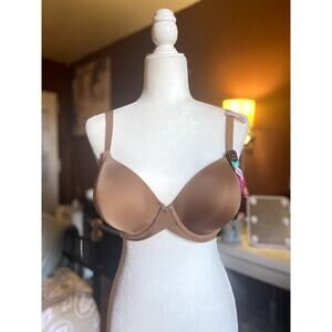MAIDENFORM (NUDE) T-SHIRT BRA| BRAND NEW WITH TAGS-SUPER COMFY
